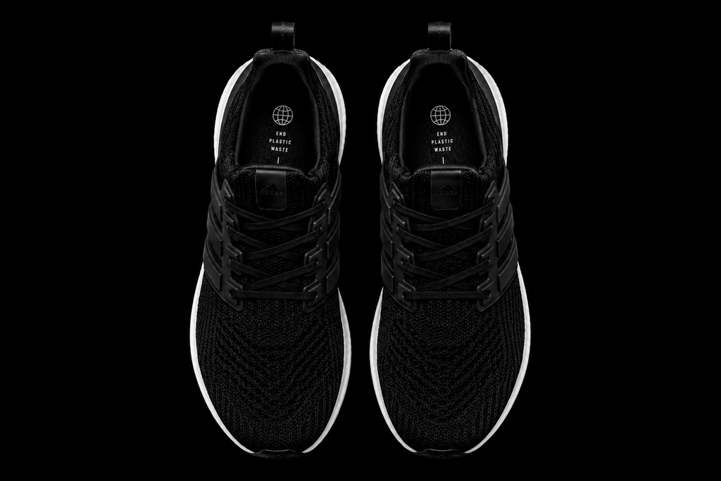 A-Boost Black/WhiteShoes